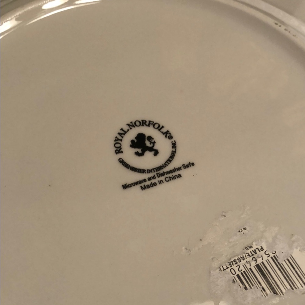 Autumn Harvest Pumpkin Dinner Plate Set - Picture 8 of 8